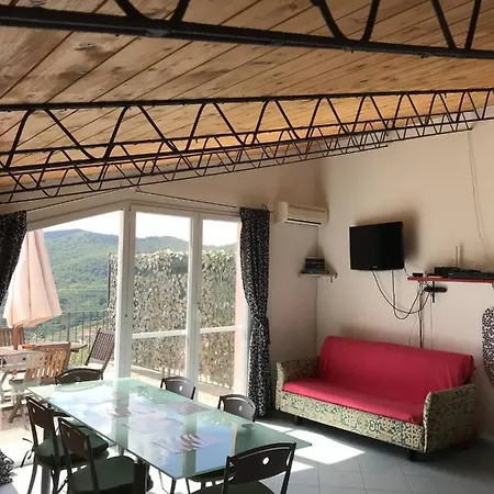 Berio Uno - Papa Apartmán Villa Viani
